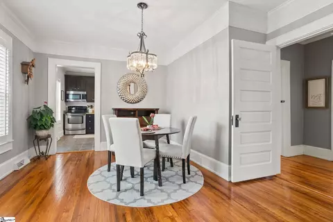 209 E Fairview Ave, Greer, SC 29651 photo 7