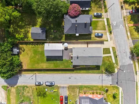 209 E Fairview Ave, Greer, SC 29651 photo 26