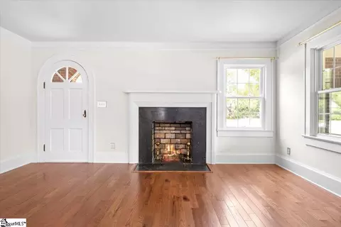 Living - 301 E Main St, Easley, SC 29642 photo 4 of 6