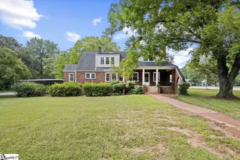Exterior - 301 E Main St, Easley, SC 29642 photo 2 of 6