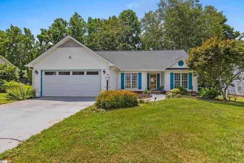 311 N Autumn Crest Pl, Taylors, SC 29687