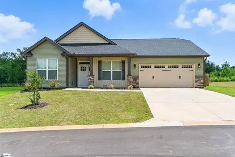 209 Abelia Meadows Dr, Piedmont, SC 29673