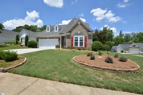 2 Bamburg Brae Ct, Simpsonville, SC 29681