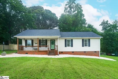 150 Beverly Cir, Liberty, SC 29657