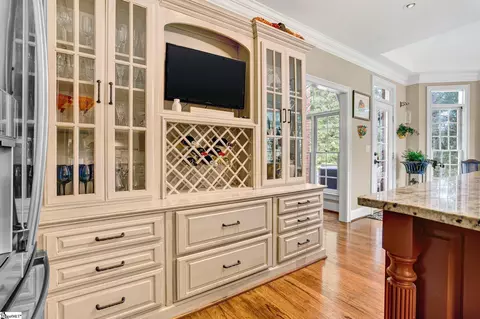 Kitchen - 9 Latour Way, Greer, SC 29650 photo 2 of 5
