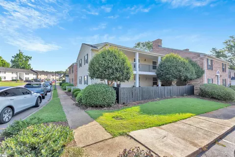 925 Cleveland St # 64, Greenville, SC 29601