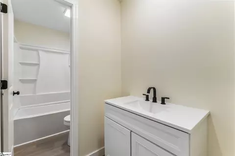 Bath - 134 Quail Haven Dr, Easley, SC 29642 photo 2 of 2