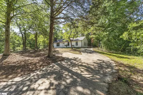 Exterior - 134 Quail Haven Dr, Easley, SC 29642 photo 3 of 5