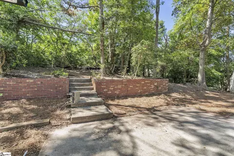 Exterior - 134 Quail Haven Dr, Easley, SC 29642 photo 4 of 5