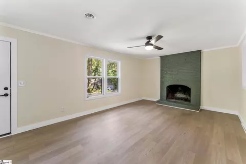 Living - 134 Quail Haven Dr, Easley, SC 29642 photo 2 of 4