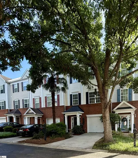 704 Calle Pl, Greenville, SC 29607