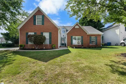 1 Sentinel Ct, Simpsonville, SC 29681