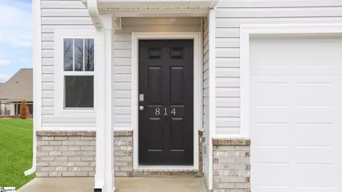 814 Embark Cir, Greer, SC 29651 photo 3