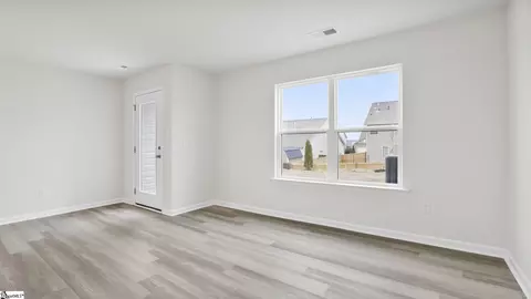 814 Embark Cir, Greer, SC 29651 photo 15
