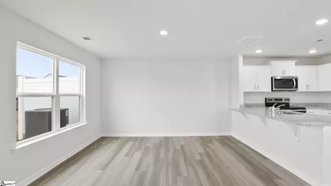 814 Embark Cir, Greer, SC 29651 photo 13