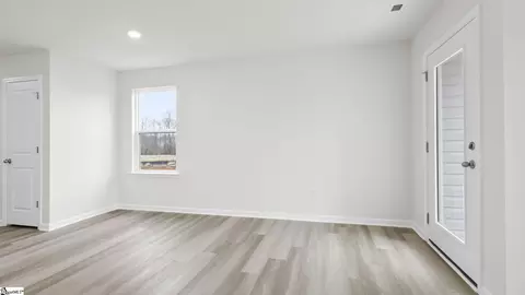 814 Embark Cir, Greer, SC 29651 photo 17