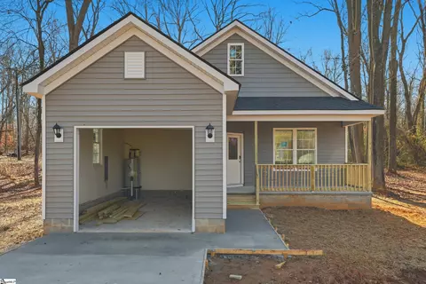 216 Cloverhill Dr, Anderson, SC 29624