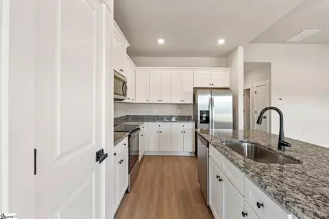 1221 Crested Iris St, Moore, SC 29369 photo 7