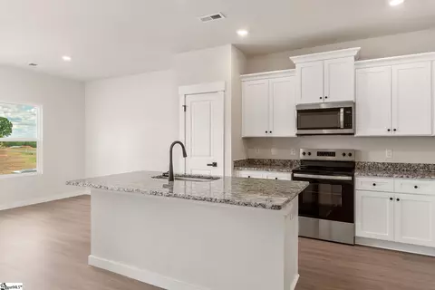 1221 Crested Iris St, Moore, SC 29369 photo 9
