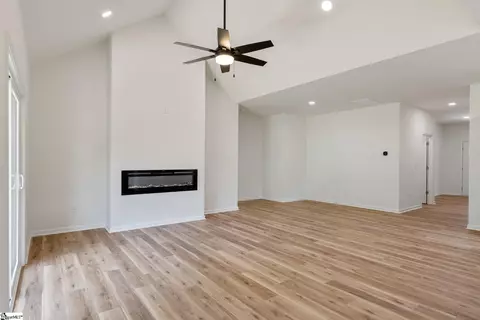 408 Burrell St, Pendleton, SC 29670 photo 8