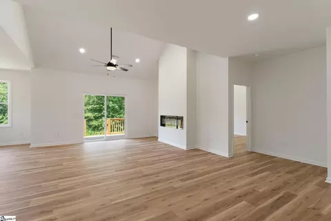 408 Burrell St, Pendleton, SC 29670 photo 5