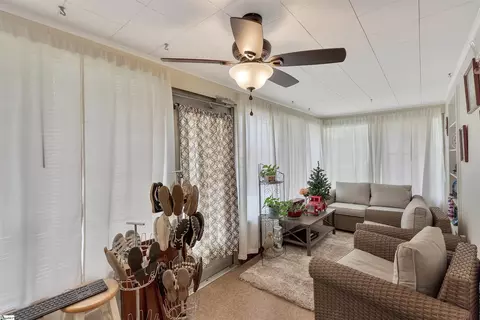 712 W Main St, Easley, SC 29640 photo 17