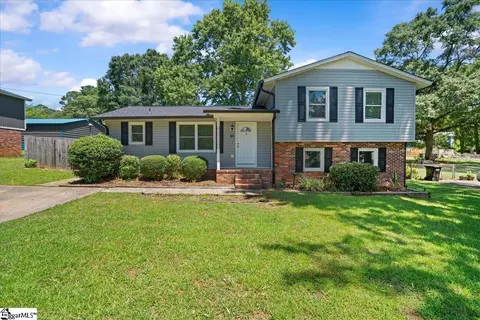 308 Capewood Rd, Simpsonville, SC 29680