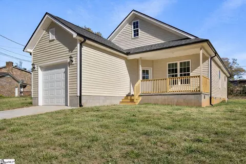 335 Winston St, Pendleton, SC 29670 photo 2