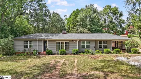 3330 Robin Hood Dr, Spartanburg, SC 29303
