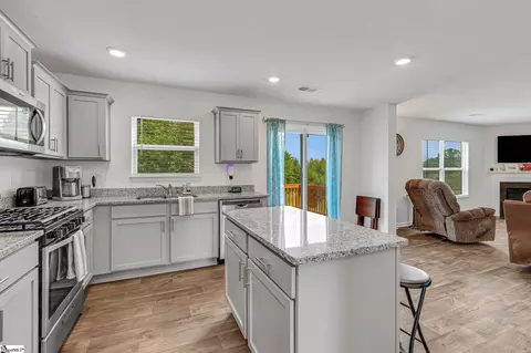 1095 Summerlin Trl, Duncan, SC 29334 photo 8