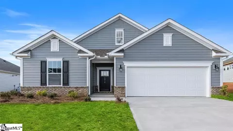 1914 Crumhorn Ave, Boiling Springs, SC 29316