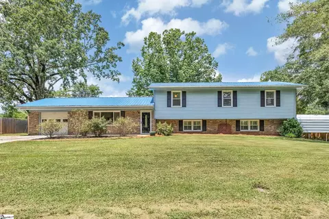 104 Golden Grove Cir, Piedmont, SC 29673