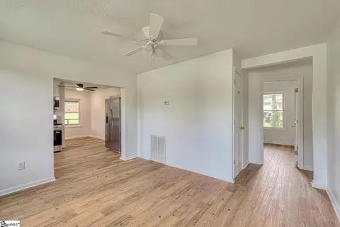 121 Beth St, Greer, SC 29651 photo 10