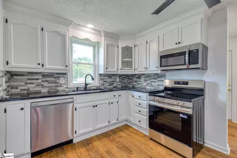 121 Beth St, Greer, SC 29651 photo 13
