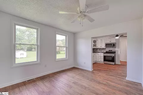 121 Beth St, Greer, SC 29651 photo 11
