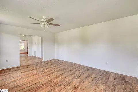 121 Beth St, Greer, SC 29651 photo 6