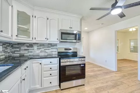 121 Beth St, Greer, SC 29651 photo 15