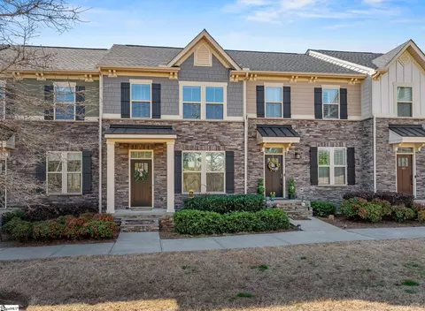 36 Itasca Dr, Greenville, SC 29609