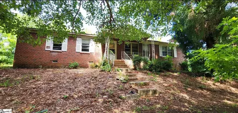 907 Dacusville Hwy, Easley, SC 29640