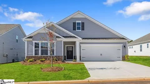 1922 Crumhorn Ave, Boiling Springs, SC 29316