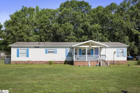 202 Pete Armstrong Rd, Honea Path, SC 29654