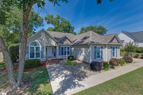 164 Abners Run Dr, Greer, SC 29651