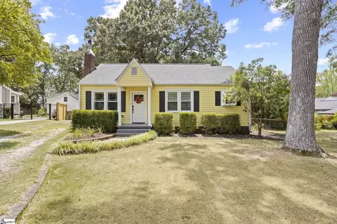 4 Paris Mountain Ave, Greenville, SC 29609