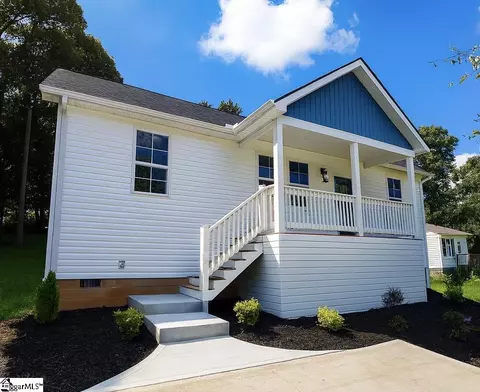 109 Piedmont Park Rd, Greenville, SC 29609