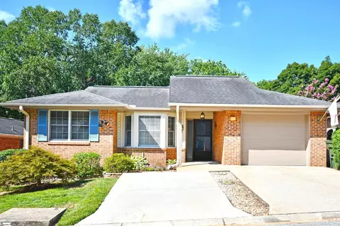 146 Hummingbird Rdg, Greenville, SC 29605