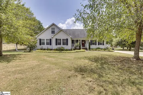 1139 Wright School Rd, Belton, SC 29627