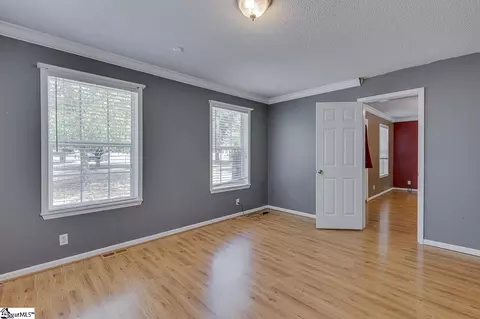 Living - 1139 Wright School Rd, Belton, SC 29627 photo 5 of 5