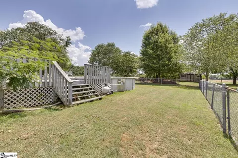 Exterior - 1139 Wright School Rd, Belton, SC 29627 photo 7 of 9