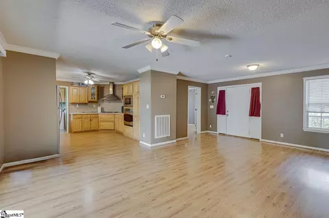 Living - 1139 Wright School Rd, Belton, SC 29627 photo 1 of 5