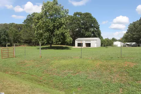 649 Mega Dr, Duncan, SC 29334